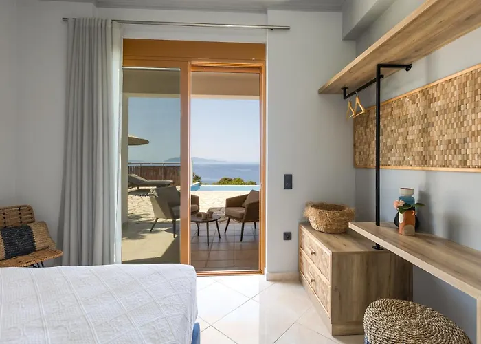 Di Capri Villa *